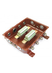 Коробка клеммная КЗНС-32 с латунными сальниками IP65 ЗЭТА